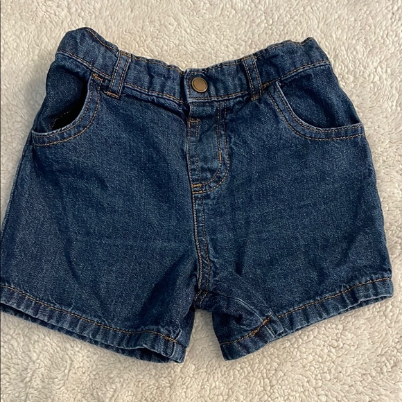 Stylish Denim Shorts - Picture 1 of 2